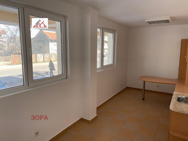 Дава под наем  Офис град Враца , Център , у-ще Христо Ботев, 100 кв.м | 10287653 - изображение [5]