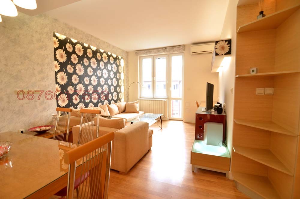 Дава под наем 3-СТАЕН, гр. София, Център