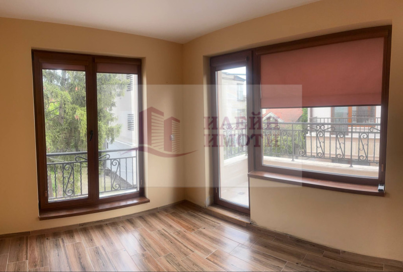 Para alugar  Estúdio Ruse , Centar , 51 m² | 71487843