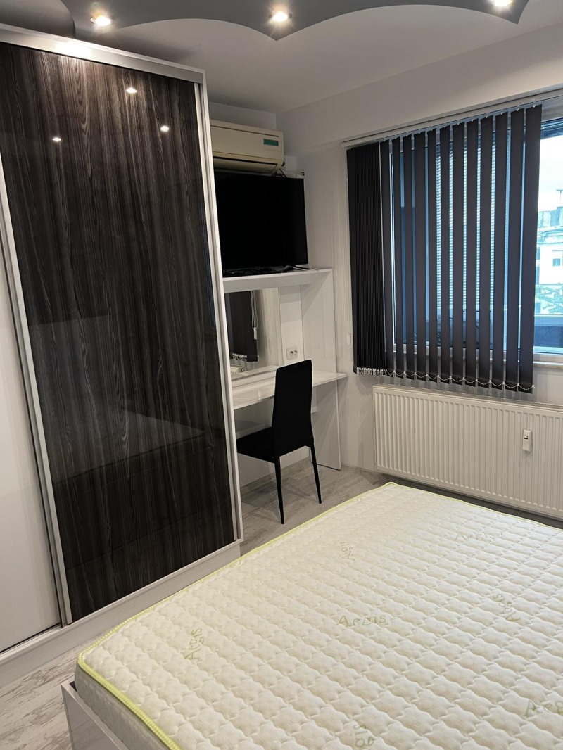 Издаје се  1 спаваћа соба Плевен , Сторгозија , 60 м2 | 80950765 - слика [8]