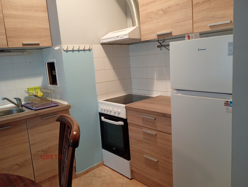 De inchiriat  1 dormitor Sofia , Studentsci grad , 65 mp | 27512038 - imagine [5]