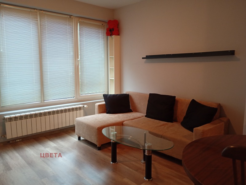 De inchiriat  1 dormitor Sofia , Studentsci grad , 65 mp | 27512038