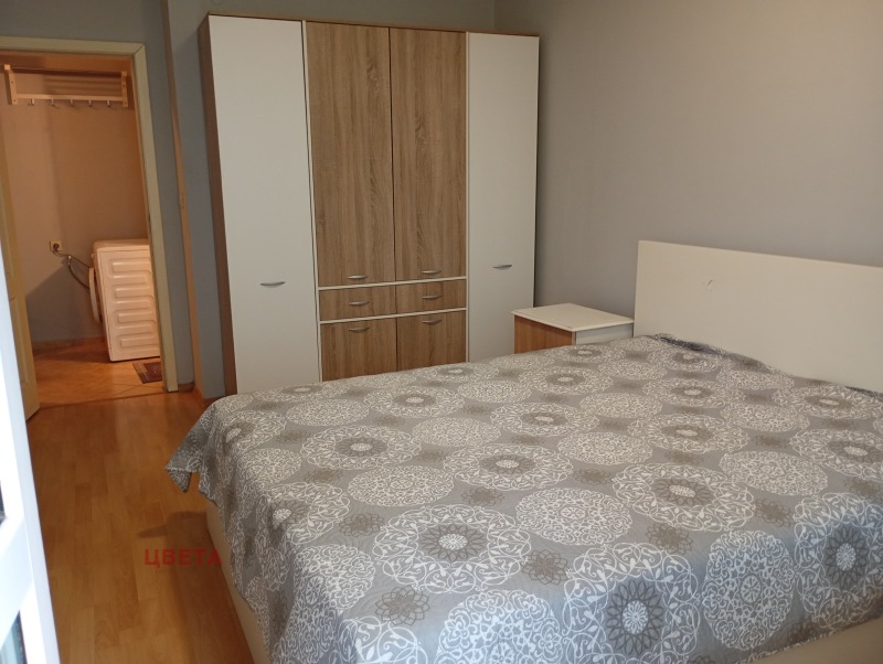 De inchiriat  1 dormitor Sofia , Studentsci grad , 65 mp | 27512038 - imagine [3]
