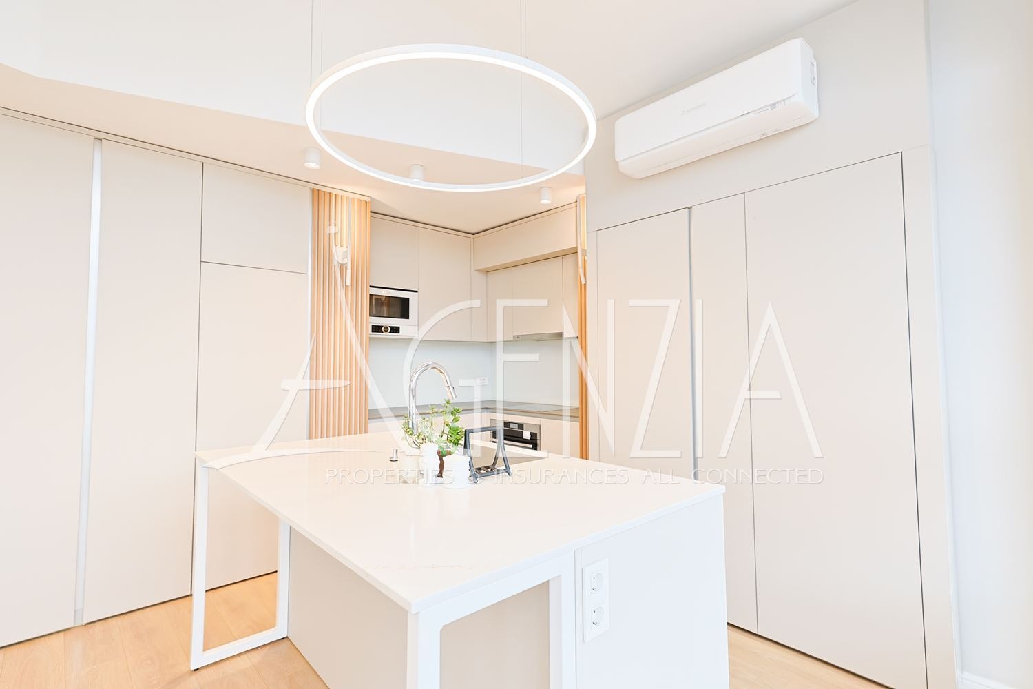 Дава под наем 4-СТАЕН, гр. София, Борово, снимка 2 - Апартаменти - 53605004