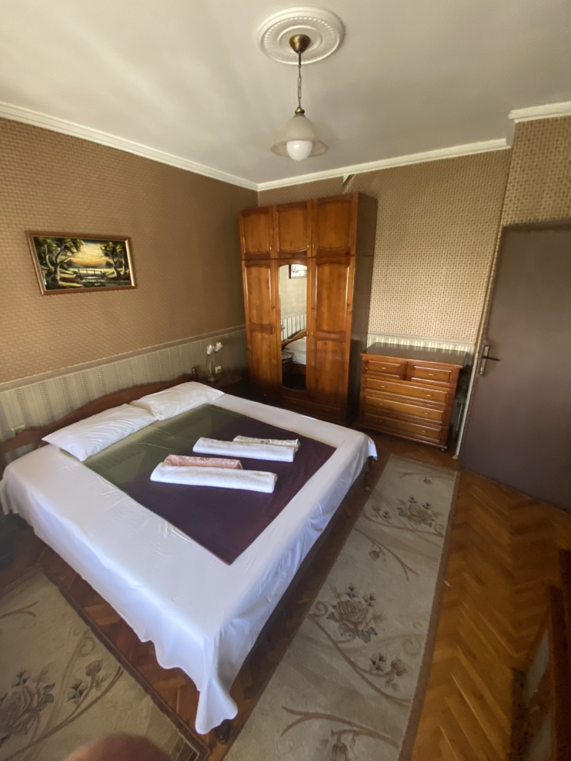 Zu vermieten  2 Schlafzimmer Burgas , Lazur , 75 qm | 24917870