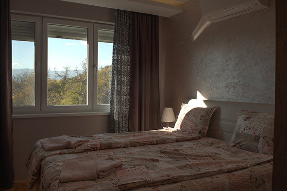 Дава под наем 4-СТАЕН, гр. Пловдив, Център, снимка 13 - Апартаменти - 53079665