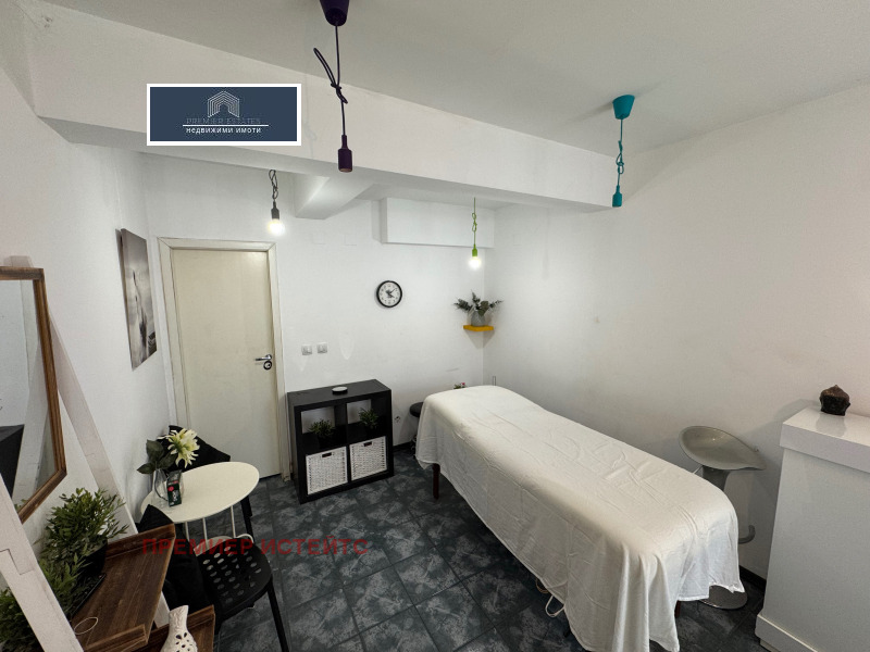 Do wynajęcia  Sklep Sofia , Chladilnika , 18 mkw | 37567759 - obraz [3]