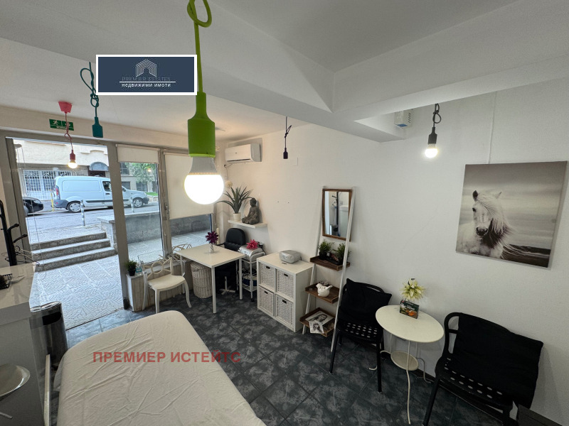 Do wynajęcia  Sklep Sofia , Chladilnika , 18 mkw | 37567759 - obraz [2]