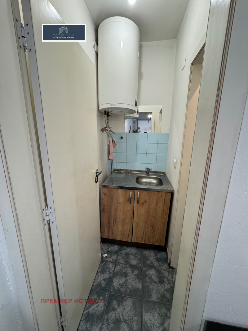 Do wynajęcia  Sklep Sofia , Chladilnika , 18 mkw | 37567759 - obraz [5]
