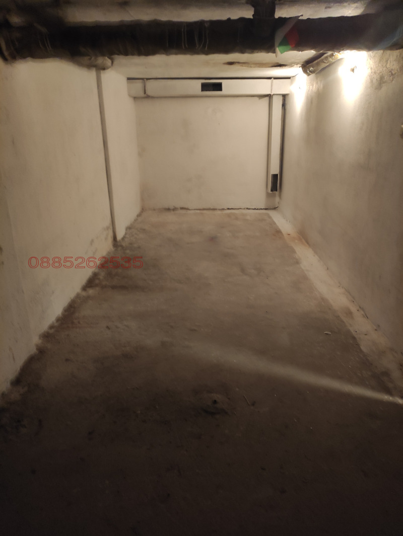 Дава под наем ГАРАЖ, ПАРКОМЯСТО, гр. София, Дървеница