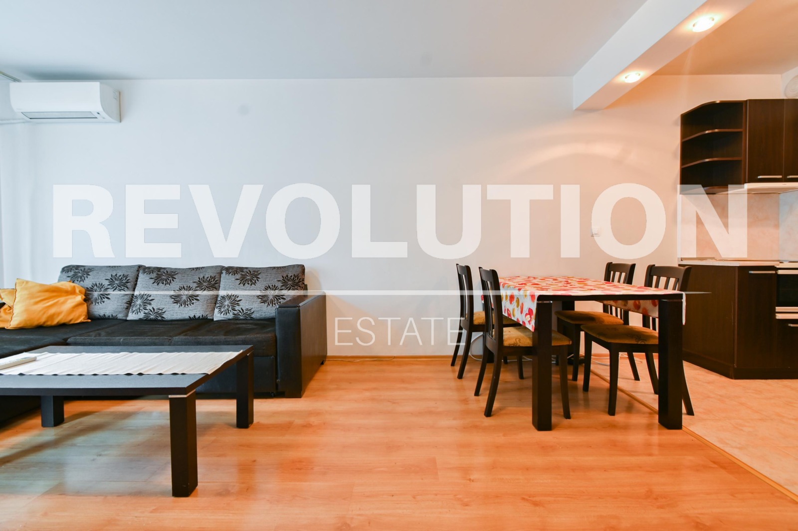 Дава под наем 2-СТАЕН, гр. София, Манастирски ливади, снимка 2 - Апартаменти - 53771458