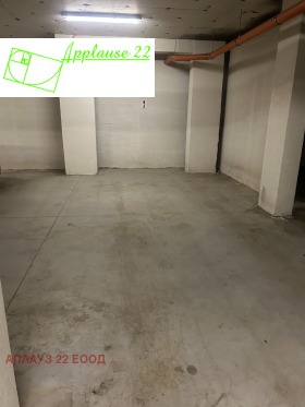 ГАРАЖ, ПАРКОМЯСТО, 20 m2