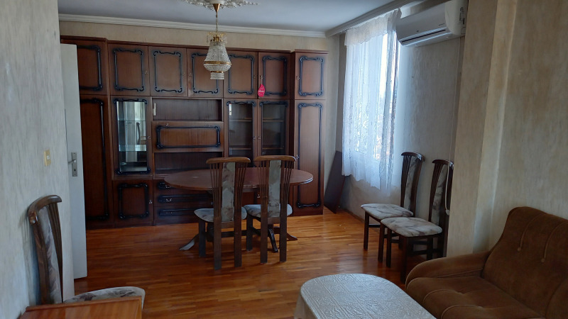 Da affittare  1 camera da letto regione Gabrovo , Sevlievo , 65 mq | 72986560