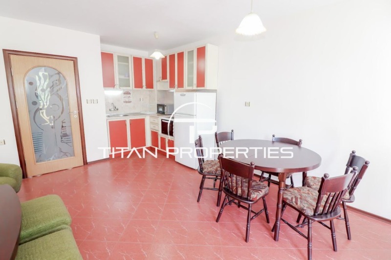 Дава под нем  3-стаен, град Варна, Базар Левски •  600 EUR • ID 23771401 — holmes.bg - [1] 