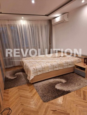 2 quartos Mladost 1, Varna 4