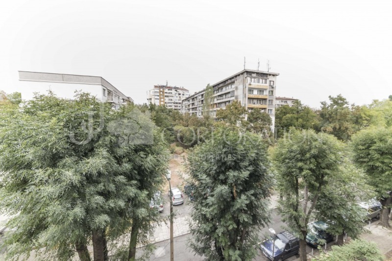 Дава под наем 3-СТАЕН, гр. София, Център, снимка 16 - Апартаменти - 52845221