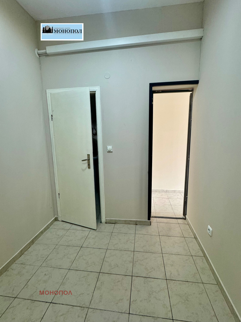 Vuokrattavana  Myymälä Sofia , Nadežda 4 , 40 neliömetriä | 61297440 - kuva [7]