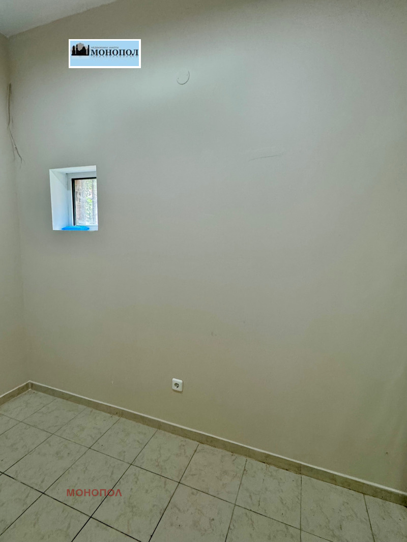 Vuokrattavana  Myymälä Sofia , Nadežda 4 , 40 neliömetriä | 61297440 - kuva [9]