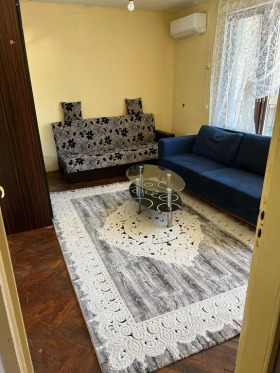 1 quarto Vazrojdenci, Kardjali 5