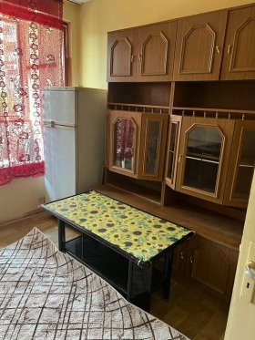 1 chambre Vazrojdentsi, Kardjali 12