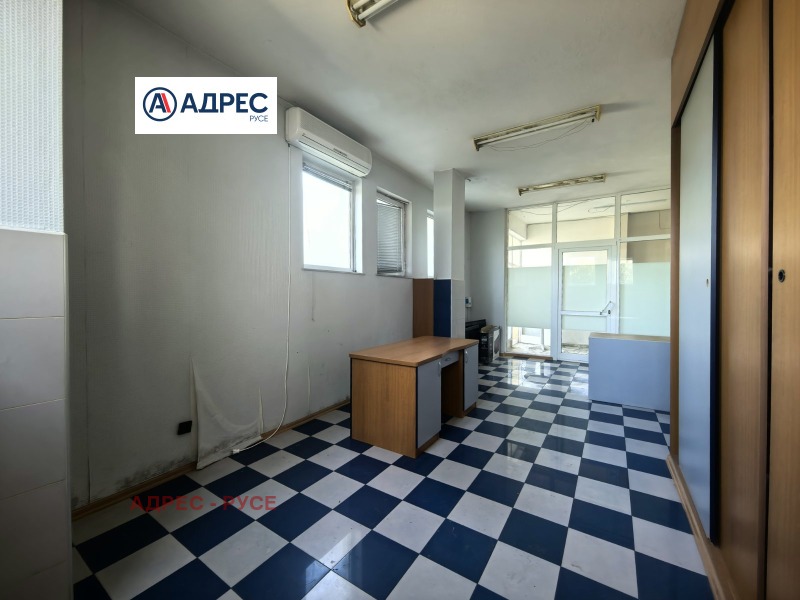 En renta  Oficina Ruse , Druzhba 3 , 43 metros cuadrados | 53282412 - imagen [3]
