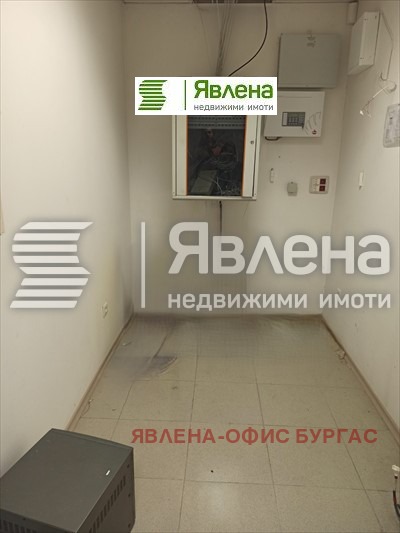 Дава под наем МАГАЗИН, гр. Бургас, Център, снимка 5 - Магазини - 48818412