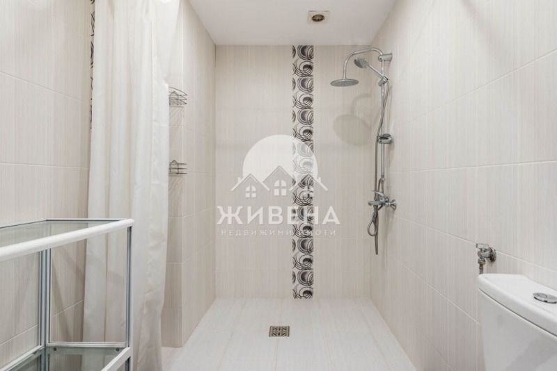 Дава под наем 3-СТАЕН, гр. Варна, Център, снимка 13 - Апартаменти - 53531729