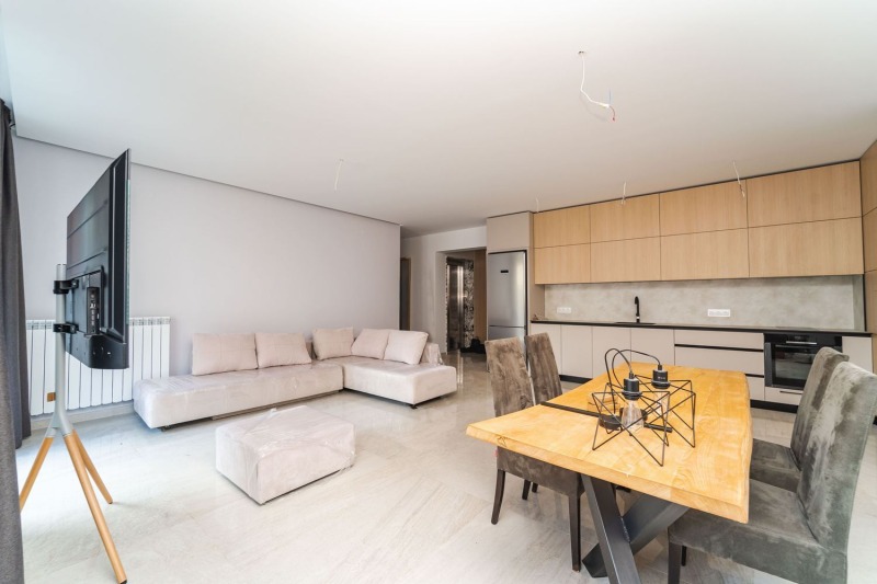 Под наем 4-СТАЕН, град София, Оборище • 2500 € / 4889.57 лв. • 35089890 1