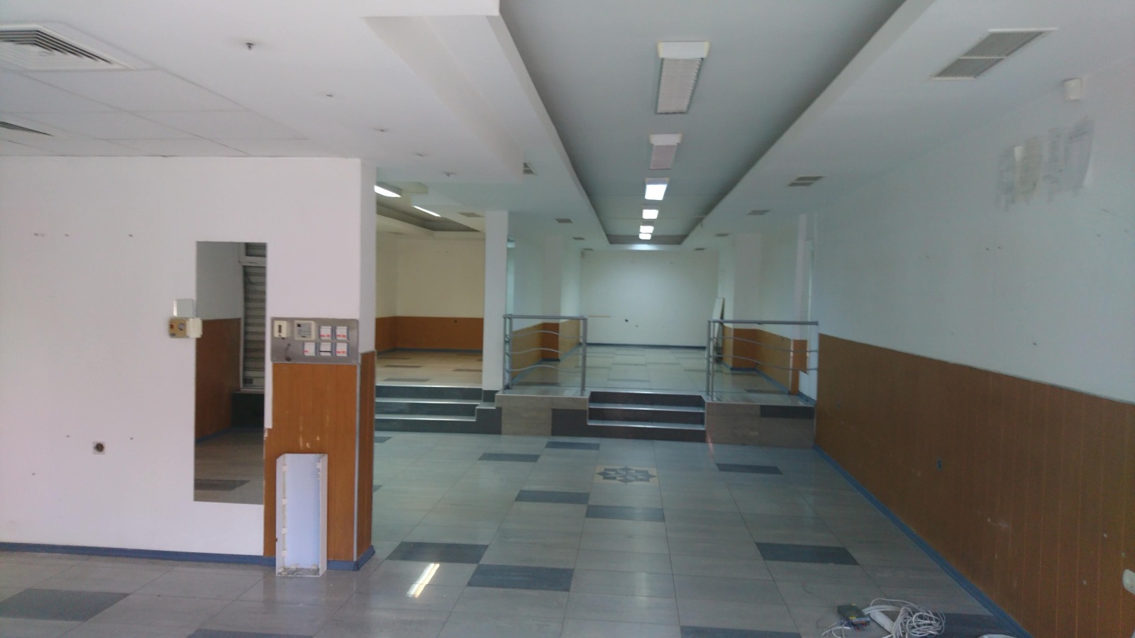 Дава под наем МАГАЗИН, гр. София, Дианабад, снимка 4 - Магазини - 53845422