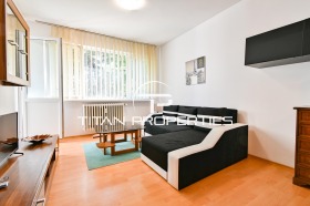 1 chambre Lozenets, Sofia 1