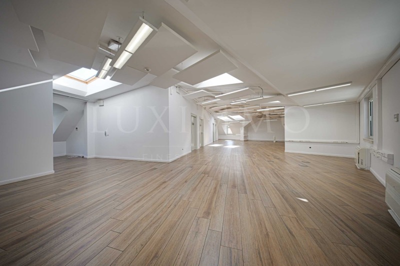 Zu vermieten  Büro Sofia , Doktorski pametnik , 443 qm | 12385322 - Bild [3]