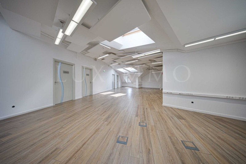 Zu vermieten  Büro Sofia , Doktorski pametnik , 443 qm | 12385322 - Bild [5]