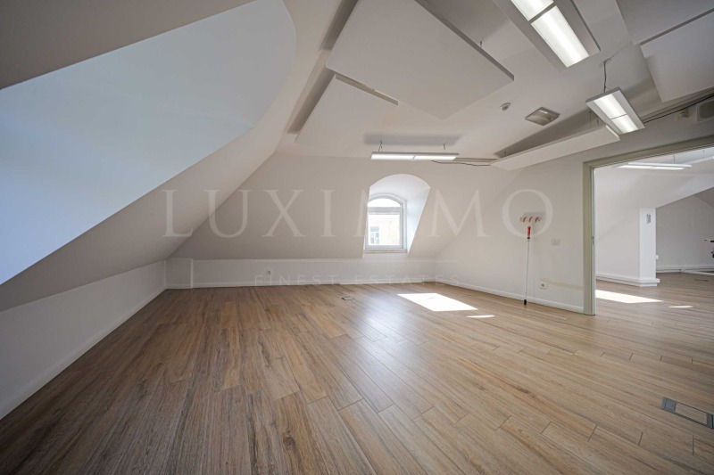 Zu vermieten  Büro Sofia , Doktorski pametnik , 443 qm | 12385322 - Bild [9]