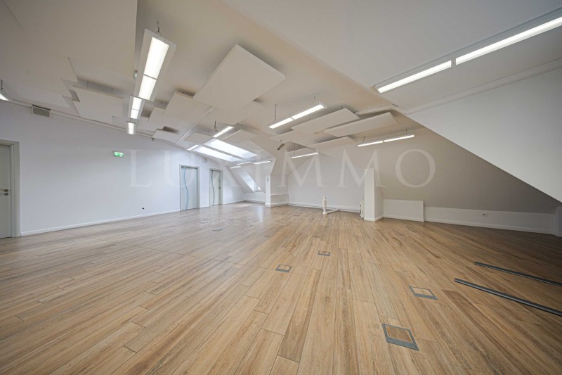 Zu vermieten  Büro Sofia , Doktorski pametnik , 443 qm | 12385322 - Bild [4]