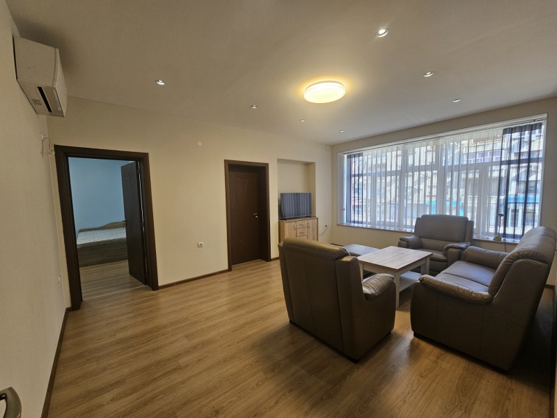 Te huur  3+ slaapkamer Plovdiv , Tsentar , 115 m² | 85354904 - afbeelding [13]