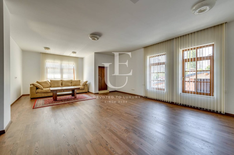 Da affittare  Casa Sofia , Izgrev , 411 mq | 71635891 - Immagine [9]