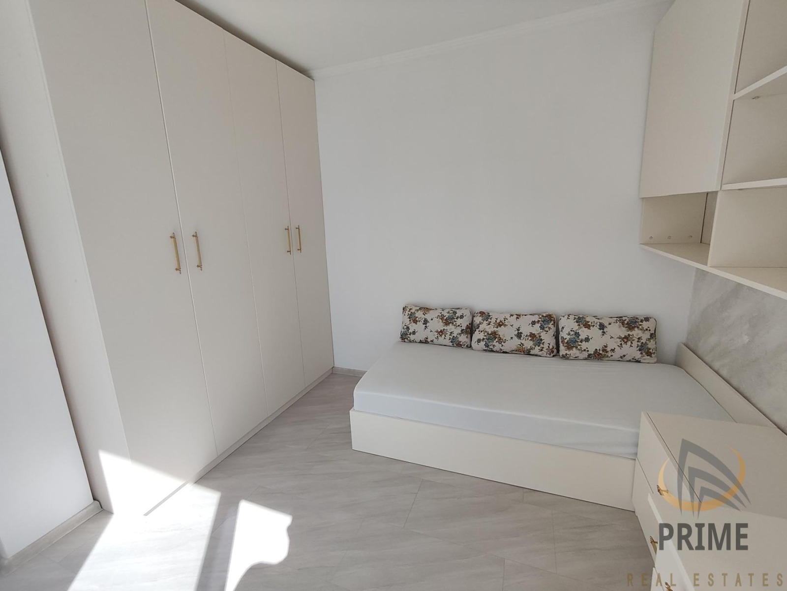 Дава под наем 3-СТАЕН, гр. Бургас, Лазур, снимка 10 - Апартаменти - 54117192