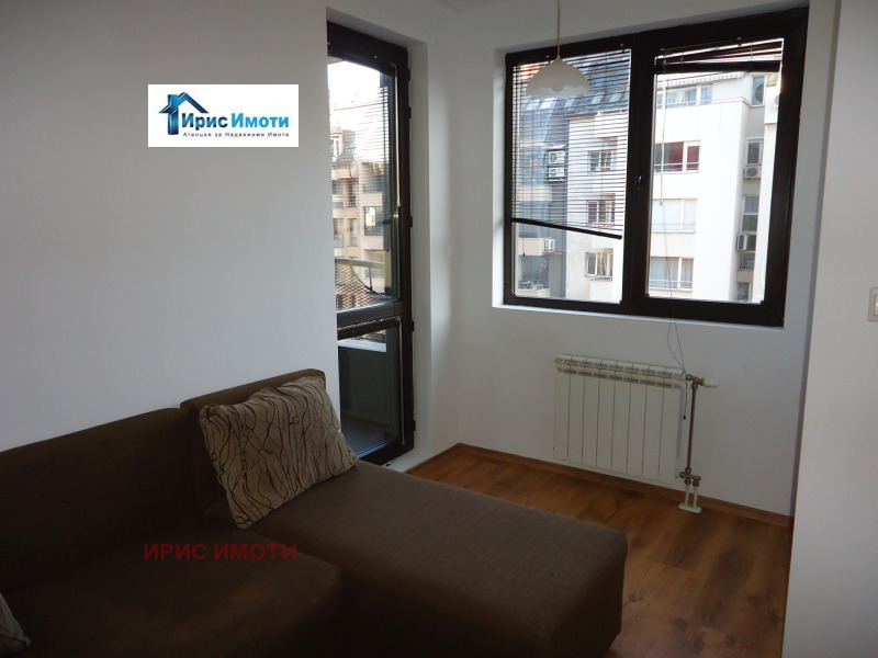 Дава под наем 3-СТАЕН, гр. София, Стрелбище, снимка 11 - Апартаменти - 52710008