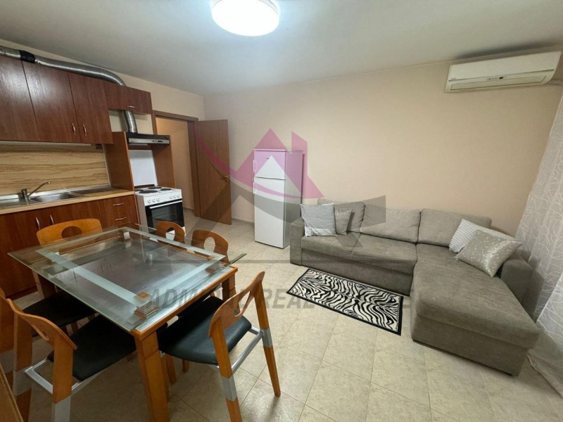 En renta  1 dormitorio Varna , Tsentar , 60 metros cuadrados | 45301864