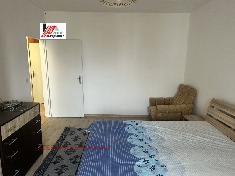 For Rent  3 bedroom Kardzhali , Vazrozhdentsi , 100 sq.m | 57373094 - image [3]