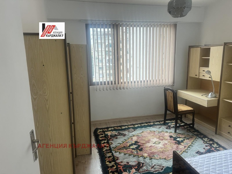 For Rent  3 bedroom Kardzhali , Vazrozhdentsi , 100 sq.m | 57373094 - image [4]