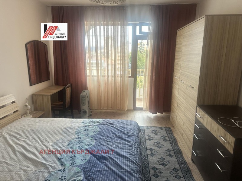 For Rent  3 bedroom Kardzhali , Vazrozhdentsi , 100 sq.m | 57373094