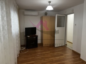 Piętro domu k.k. Sw.Sw. Konstantin i Elena, Warna 7