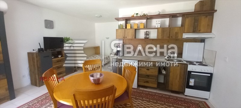 K pronájmu  Studio Sofia , Ljulin 3 , 38 m2 | 42455103 - obraz [2]