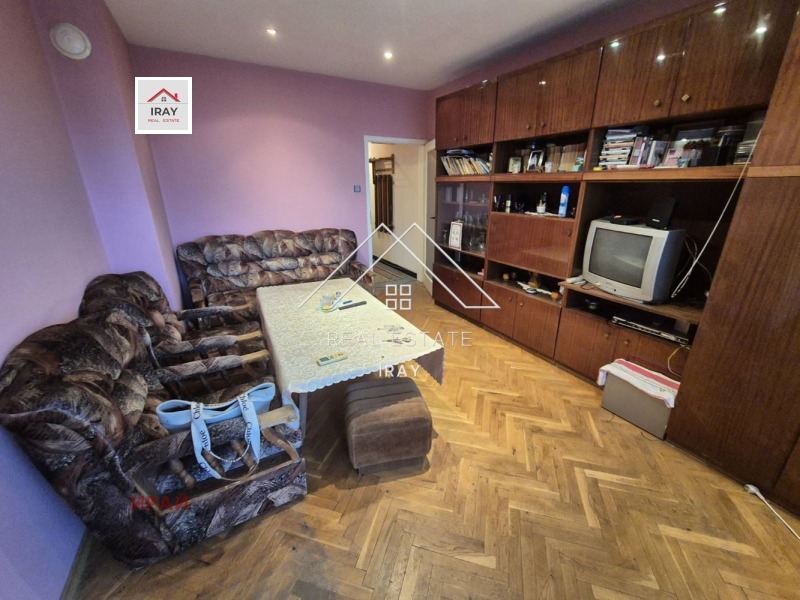 Te huur  2 slaapkamers Stara Zagora , Ajazmoto , 100 m² | 31723703