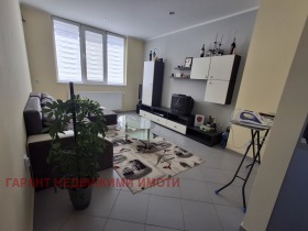 2 slaapkamers Djado Djanko, Gabrovo