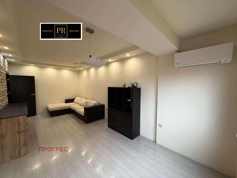 Дава под наем 2-СТАЕН, гр. Пловдив, Младежки Хълм, снимка 2 - Апартаменти - 52451648