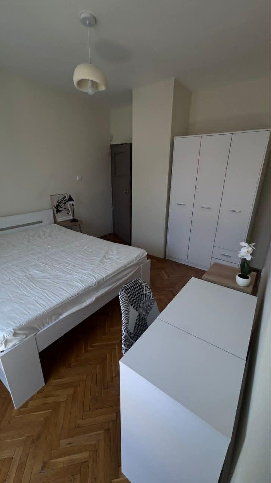 Дава под наем 4-СТАЕН, гр. София, Център, снимка 6 - Апартаменти - 54355071