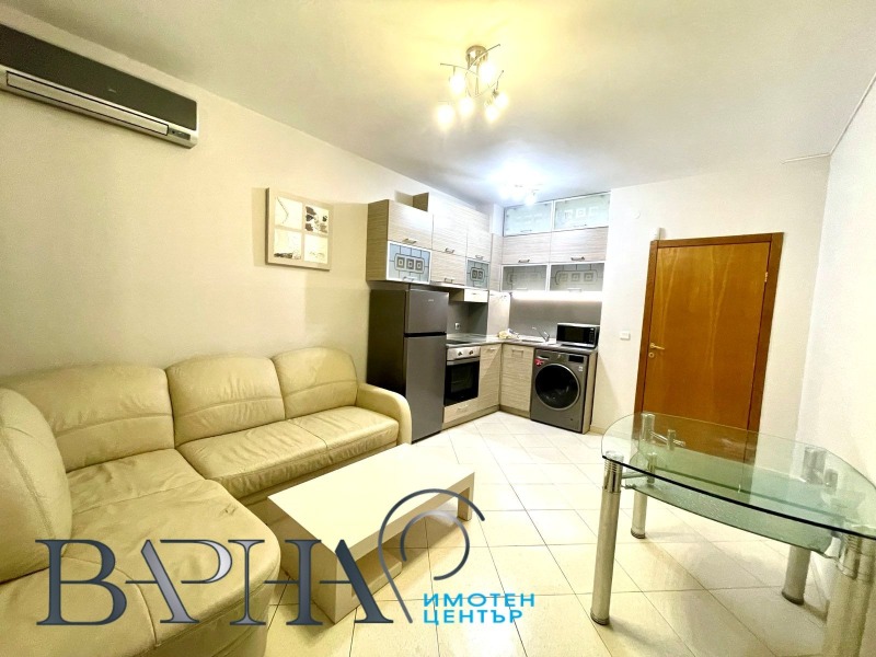 Дава под наем 2-СТАЕН, гр. Варна, Левски 1