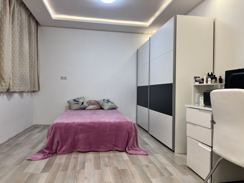 Дава под наем  3-стаен град Варна , к.к. Св.Св. Константин и Елена , 124 кв.м | 58085381 - изображение [6]